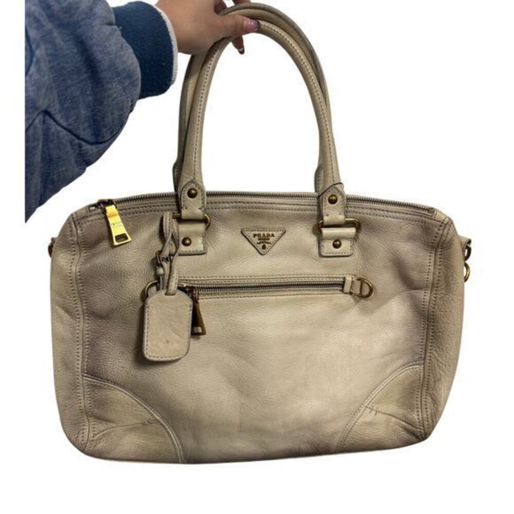 Prada‎ Leather Shoulder Bag in Cream/Gray